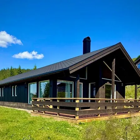 Dom wakacyjny New Large With Sauna In Hafjell *